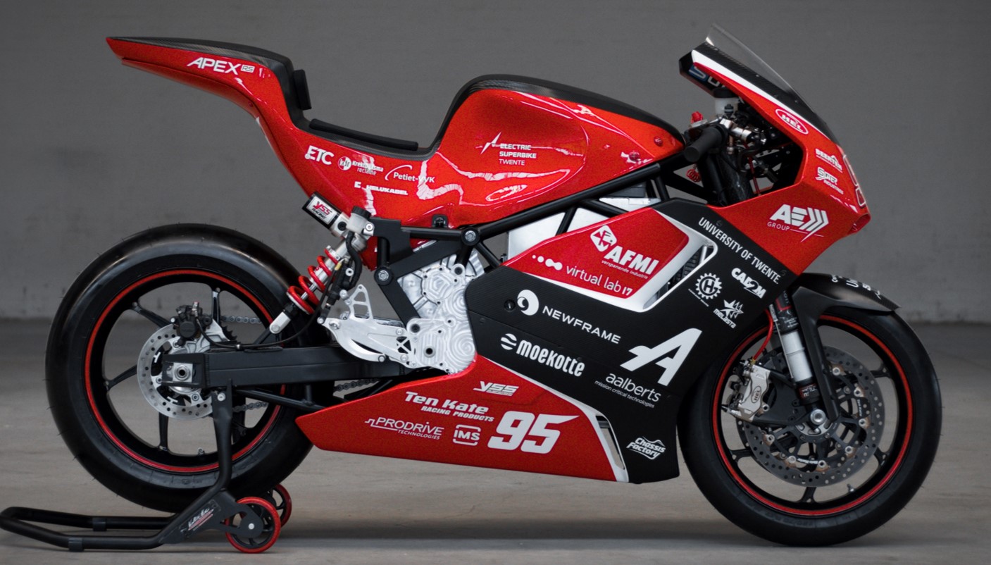sharing expertise to help create a superbike